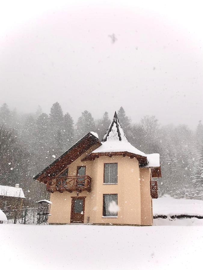 Лучка Villa Mîkulîciîn Exterior foto